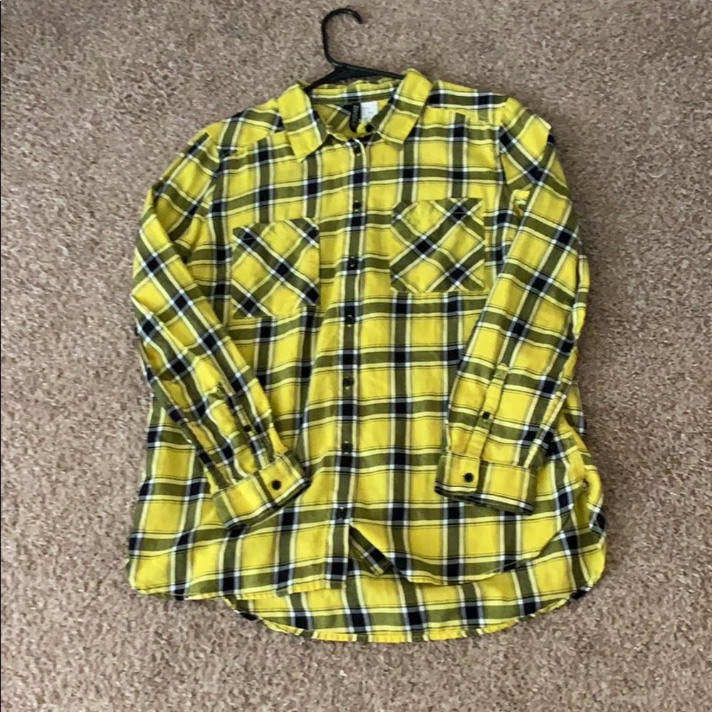 Yellow & Black plaid long sleeve button down shirt
